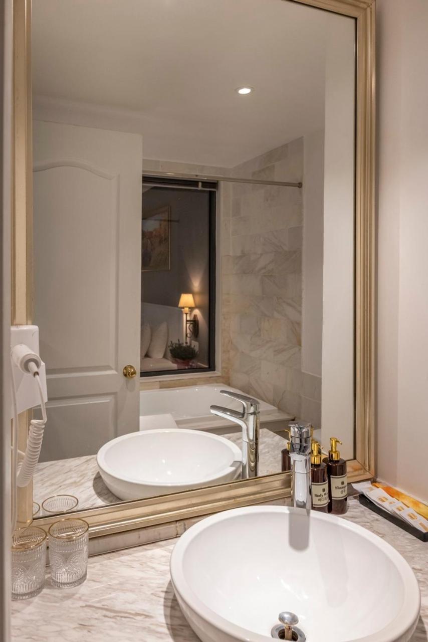 Thao Trang Laluxe Hotel Phu My Hung Bandar Ho Chi Minh Luaran gambar